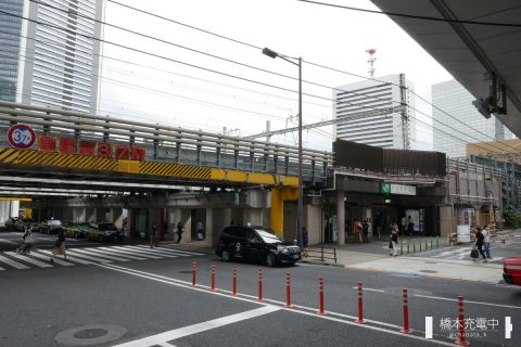 JR浜松町駅前
