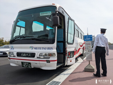 【写真】名古屋駅発着便は名鉄バスの高速バス車両を使用。定員以上の立席乗車はできないので注意。
