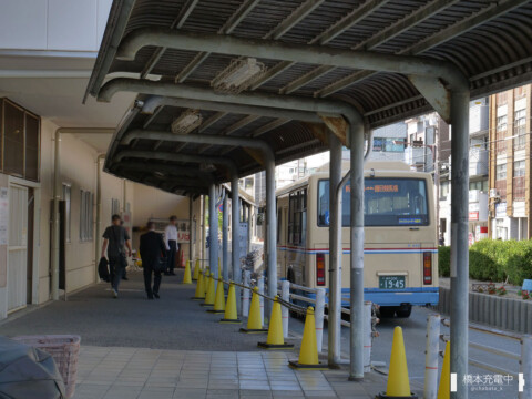 【写真】阪急園田駅の送迎バスのりば。運行は阪急バスが担当。